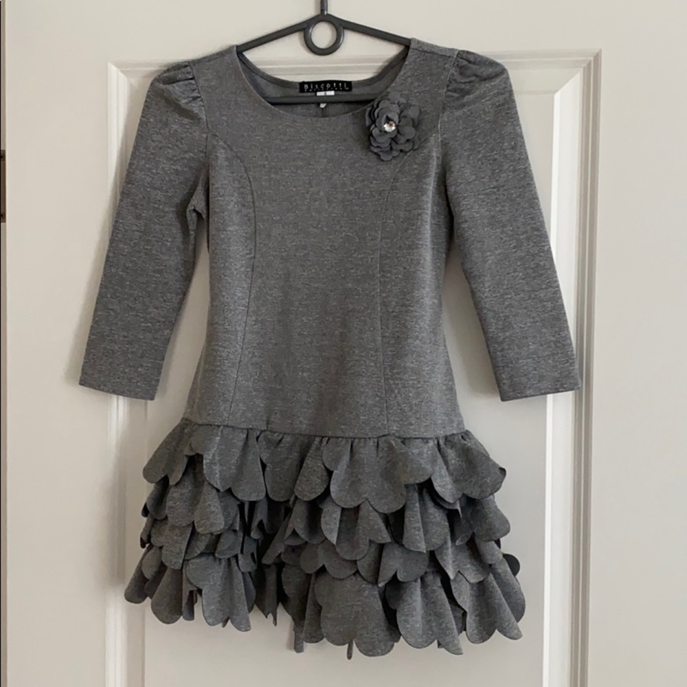 Little Girls Adorable Dress!